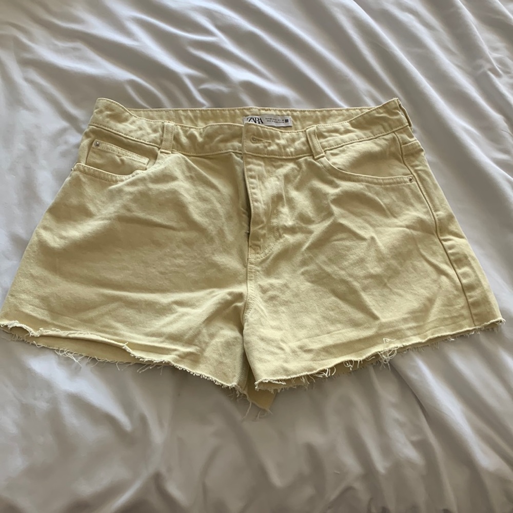 Yellow high rise Zara jean shorts